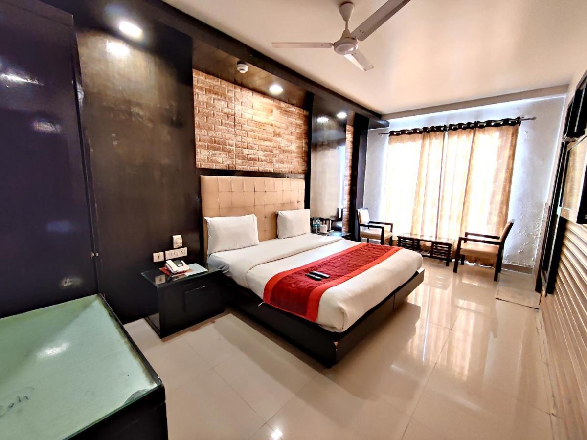 Hotel Delhi Pride, Karol Bagh Exterior foto