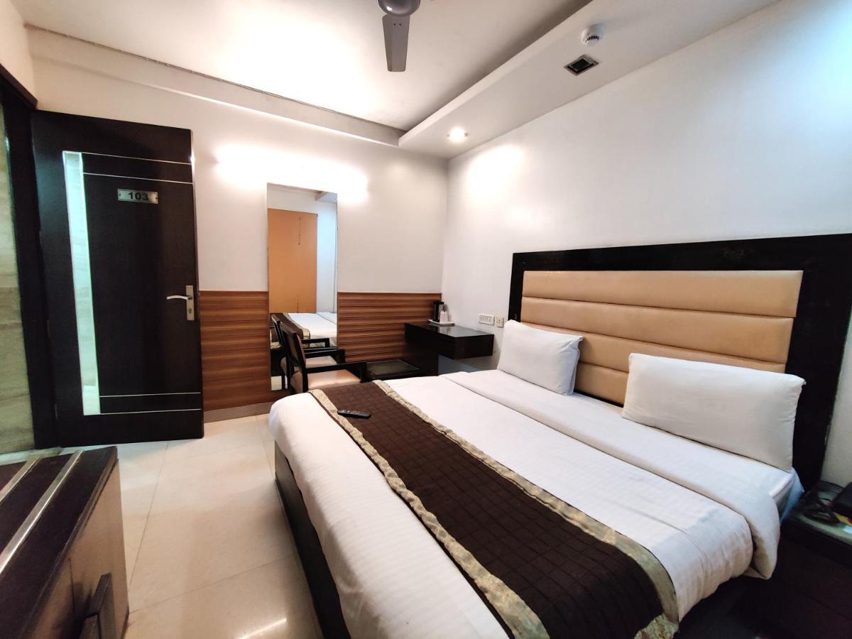 Hotel Delhi Pride, Karol Bagh Exterior foto